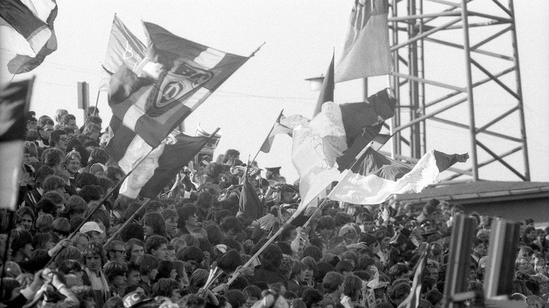 кадр из фильма Stasi FC