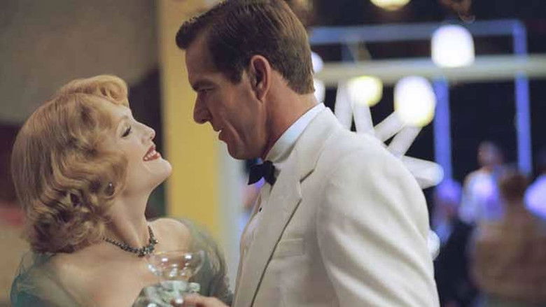 кадр из фильма Вдали от рая