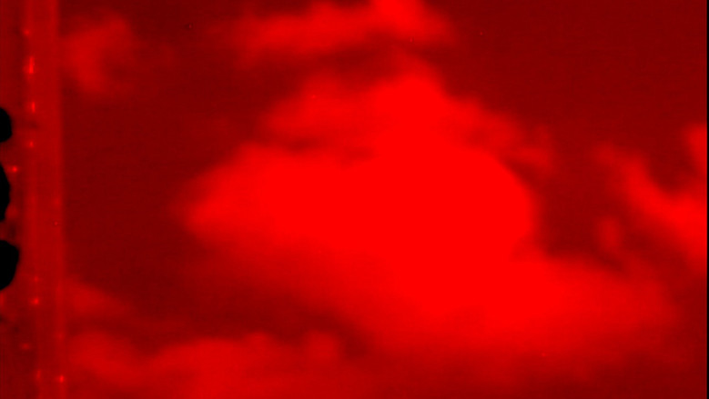 кадр из фильма Destrozo las herramientas de mi cautiverio