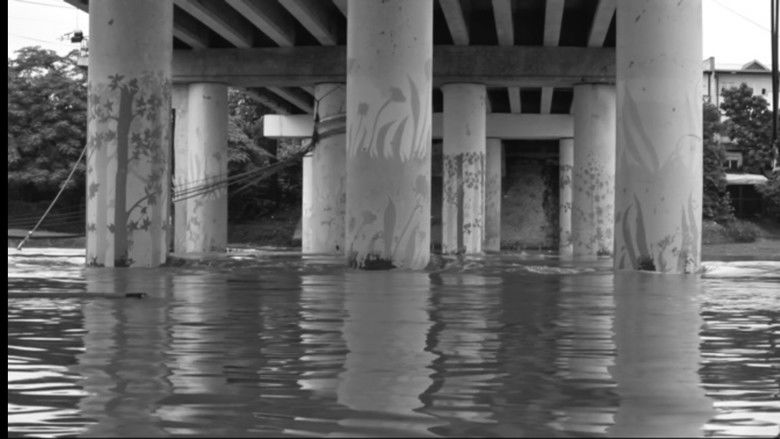 кадр из фильма Elehiya sa Dumalaw Mula sa Himagsikan