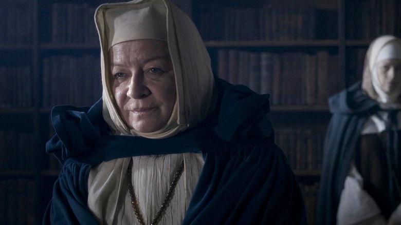 кадр из фильма Присягнувшая тьме