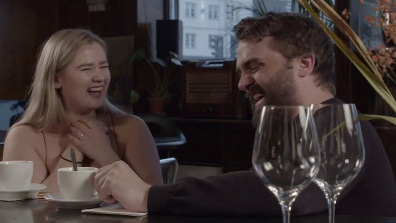 кадр из фильма Tinderdamen