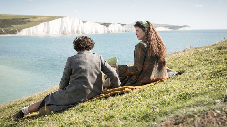 кадр из фильма Страна Солнца