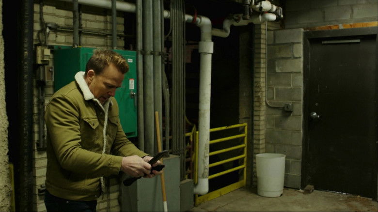 кадр из фильма Атака на госпиталь ветеранов