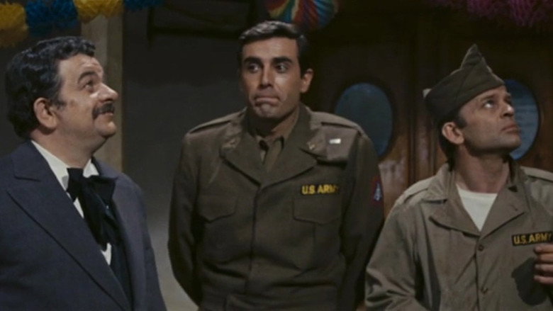 кадр из фильма Соль на рану