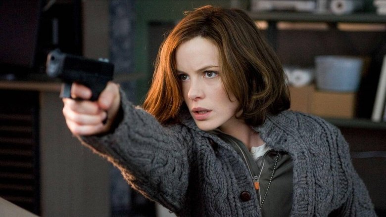 кадр из фильма Белая мгла