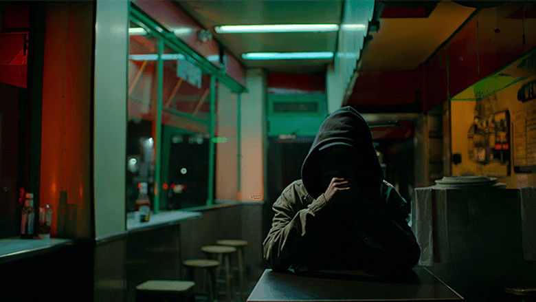 кадр из фильма Бомбы, начиненные гвоздями