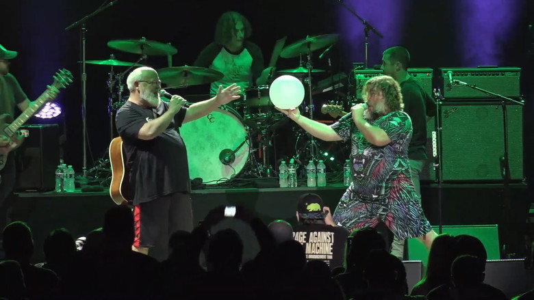 кадр из фильма Tenacious D and the Spicy Meatball Tour