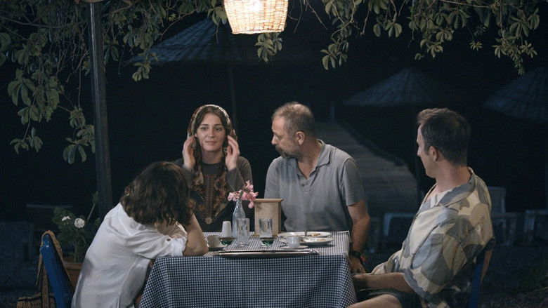 кадр из фильма Evcilik