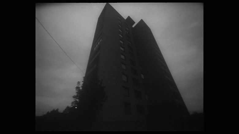 кадр из фильма Akys virš kryžių