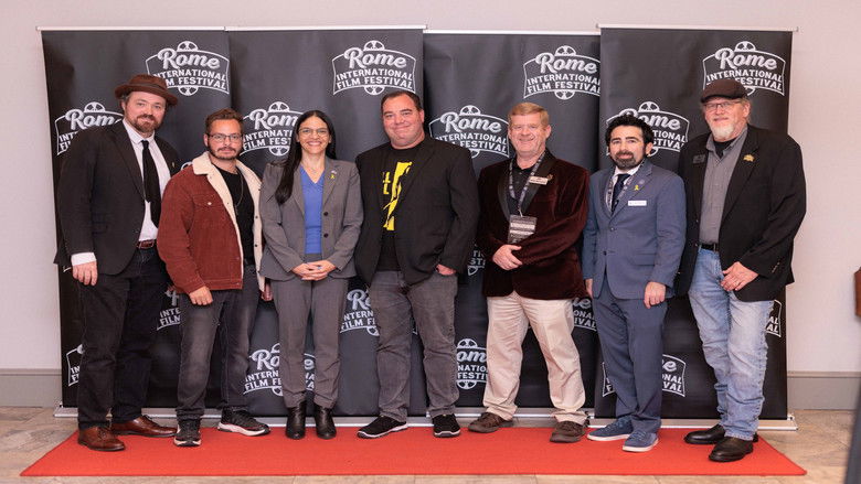 кадр из фильма לאסוף את השברים