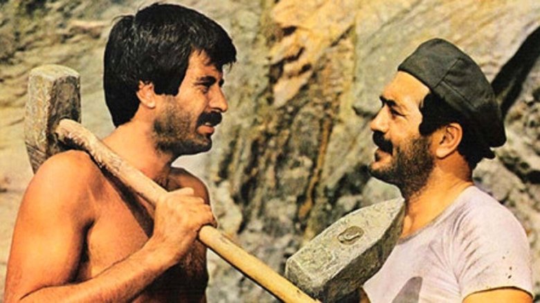 кадр из фильма Arkadaşım