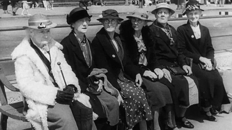 Old Age Pensioners' Seaside Holiday To Southend-on-Sea