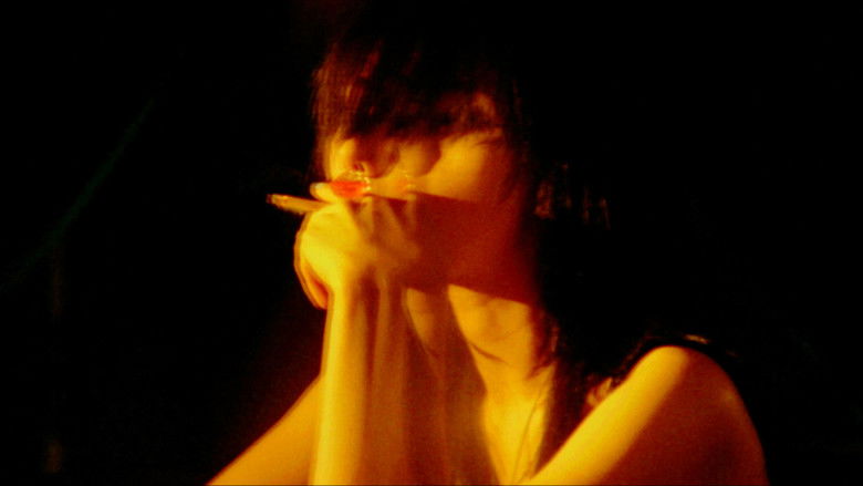 кадр из фильма Падшие ангелы