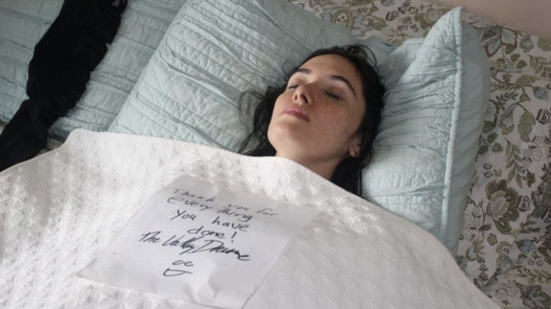 кадр из фильма Бассейн смерти