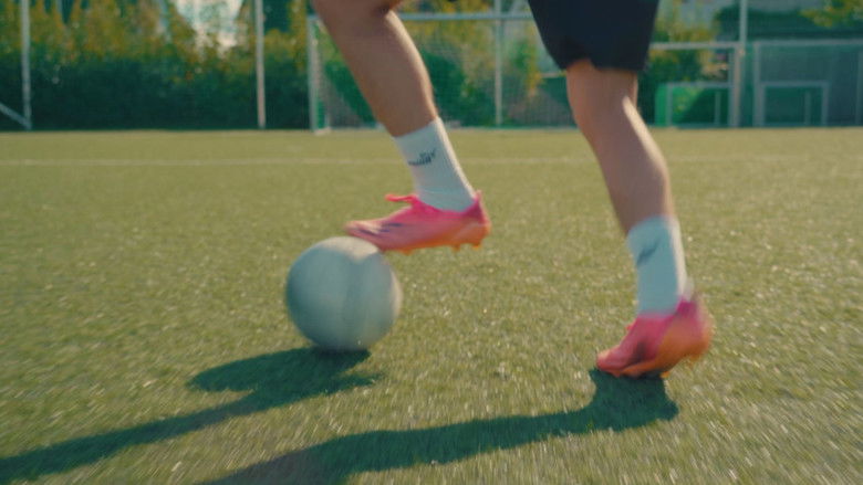 кадр из фильма DEDICATION