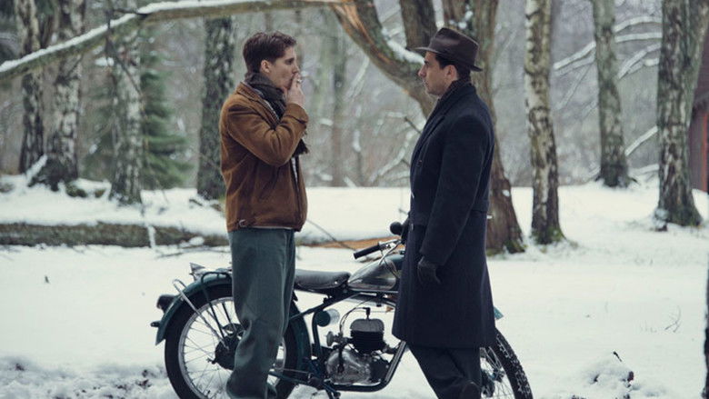 кадр из фильма Трагедия на сельском кладбище