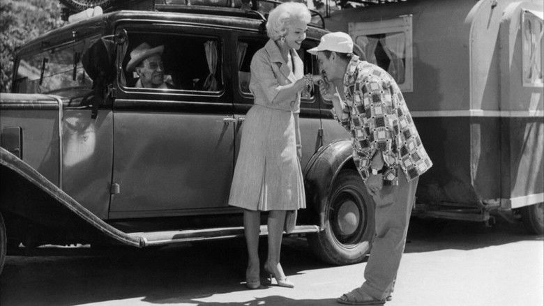 кадр из фильма Такси, прицеп и коррида