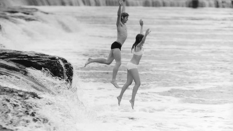 кадр из фильма Лето мотоциклистов