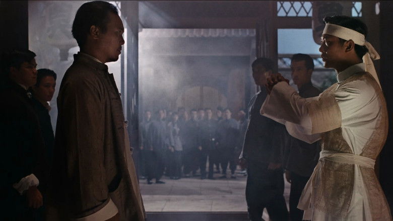 кадр из фильма Кулак легенды