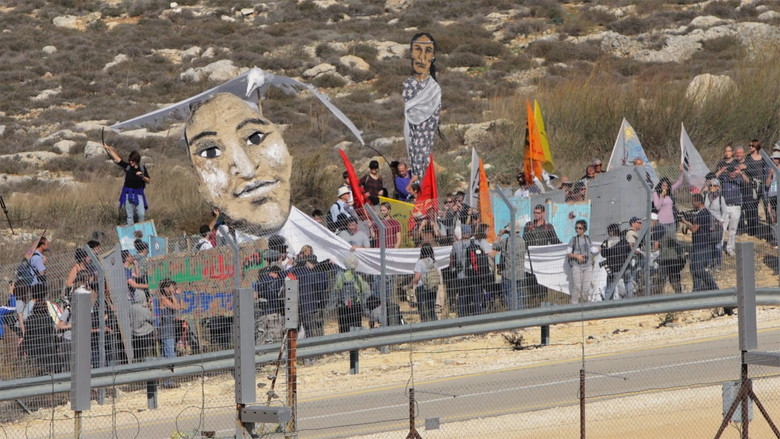 кадр из фильма Disturbing the Peace