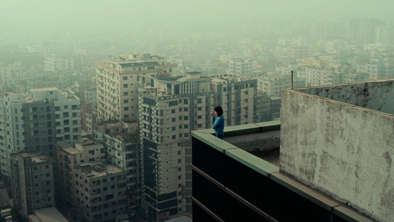 кадр из фильма বালুর নগরীতে