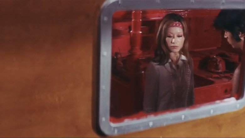 кадр из фильма 八月の濡れた砂