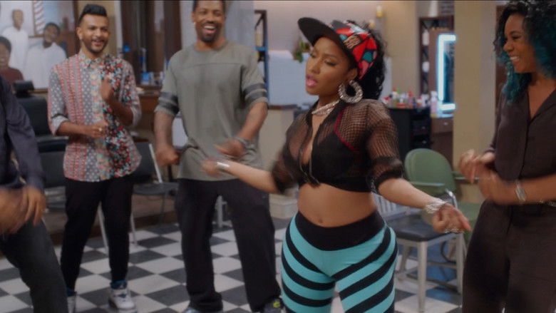 кадр из фильма Парикмахерская 3