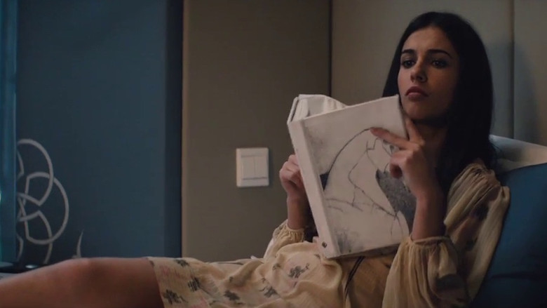 кадр из фильма Modern/Love