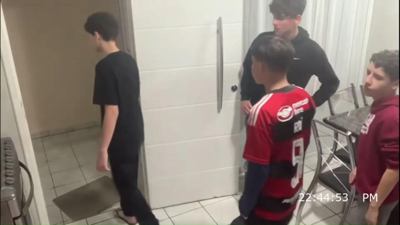 кадр из фильма Atividade Paranormal:  Uma Coisa Inexplicável