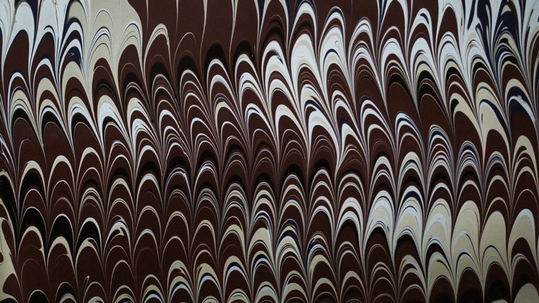 кадр из фильма The Crescent