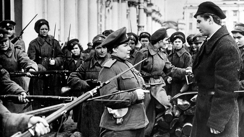 кадр из фильма День первый