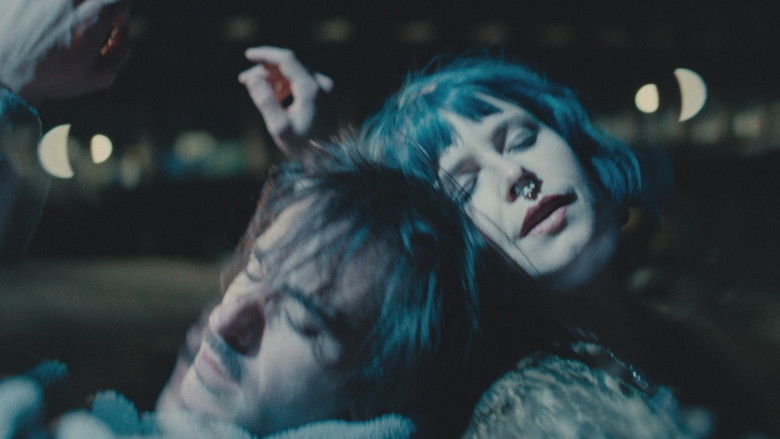 кадр из фильма How to Shoot a Ghost