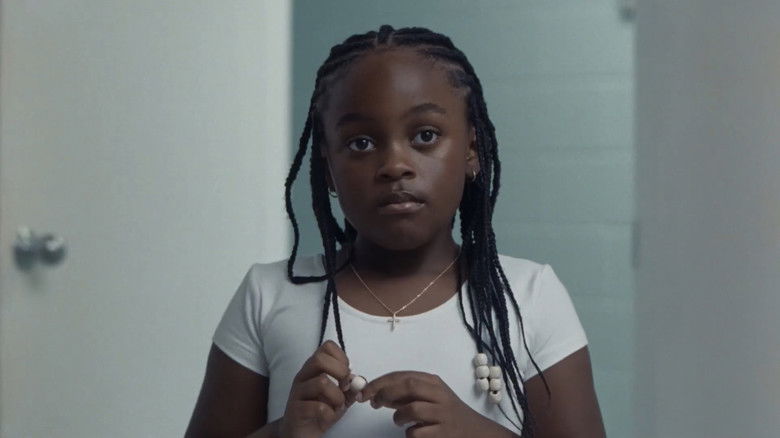 кадр из фильма On a Sunday at Eleven