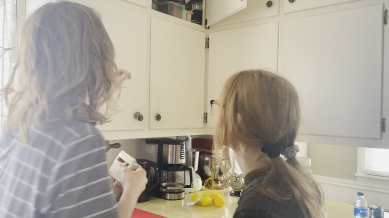 кадр из фильма Day 24 of Making Lemonade