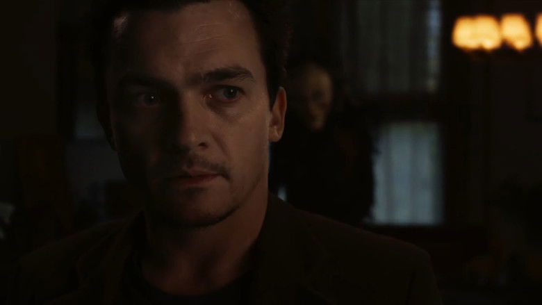 кадр из фильма Разлученные души