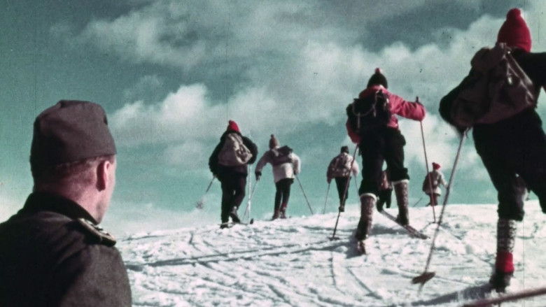 кадр из фильма Снежное сокровище