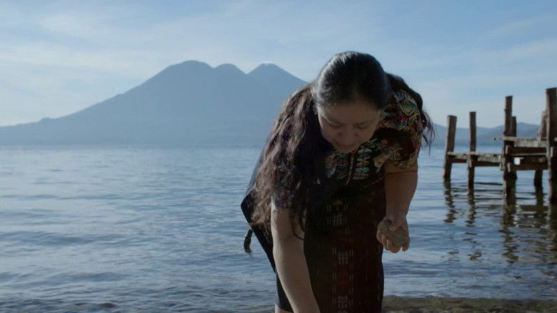 кадр из фильма MOJO’Q CHE B’IXAN RI IXKANULAB’ / ANTES DE QUE LOS VOLCANES CANTEN / BEFORE THE VOLCANOES SING