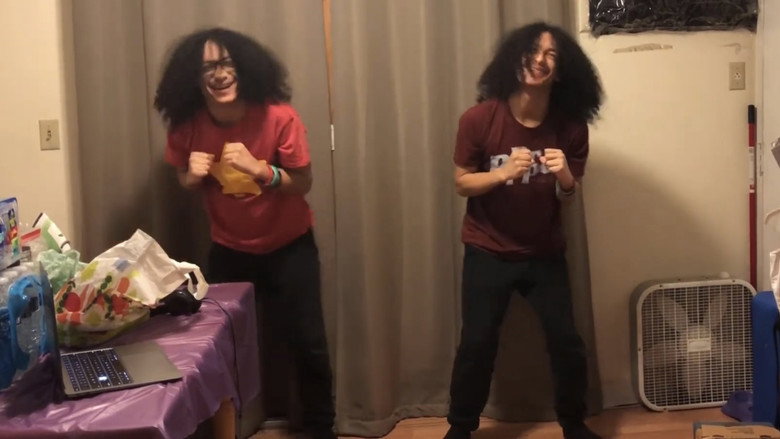 кадр из фильма DJ DJ DJ: The World's Saddest DJ