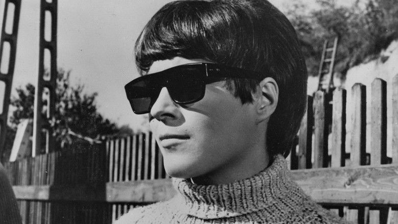 кадр из фильма Ушедший день