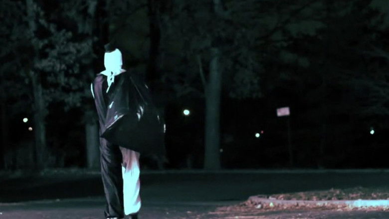 кадр из фильма Несущий ужас