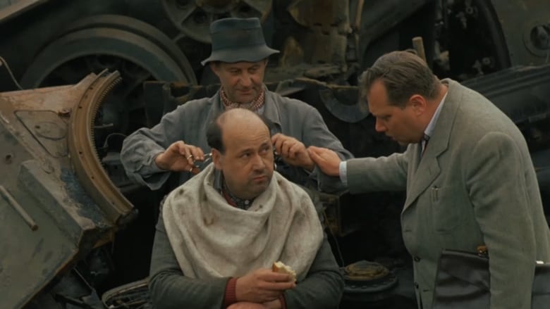 кадр из фильма Жаворонки на нити