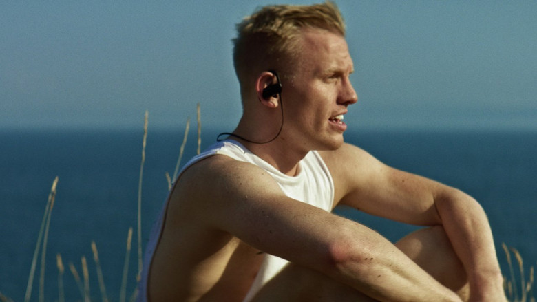 кадр из фильма Активист поневоле