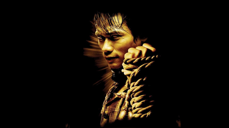 кадр из фильма Честь дракона