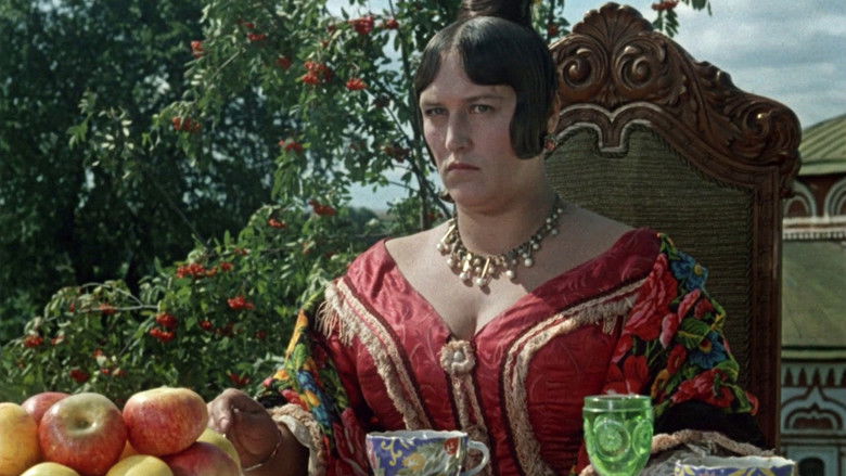 кадр из фильма Женитьба Бальзаминова