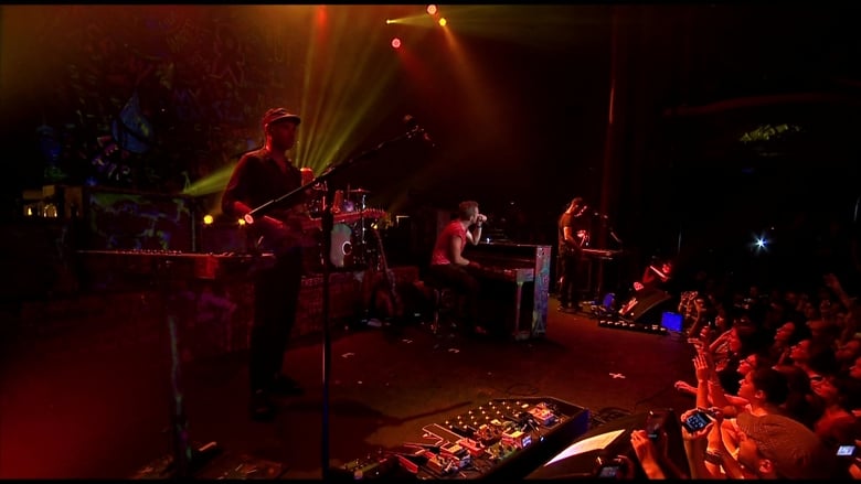 кадр из фильма Coldplay - Live at La Cigale 2011