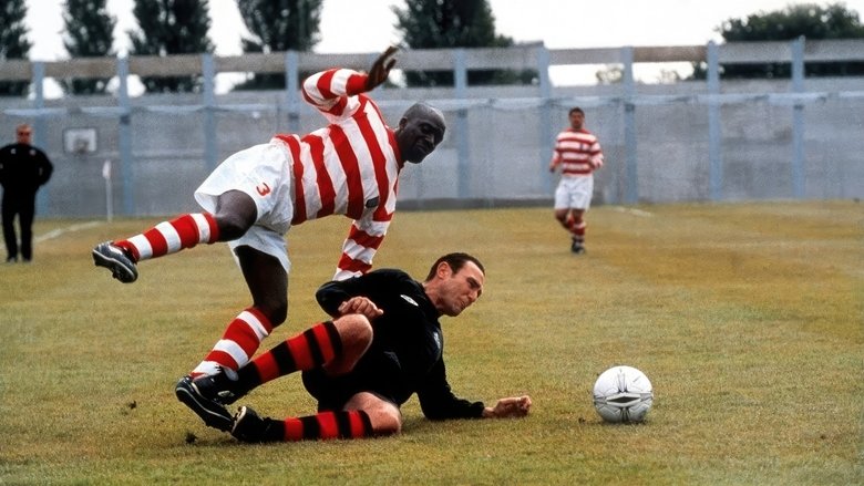 кадр из фильма Костолом