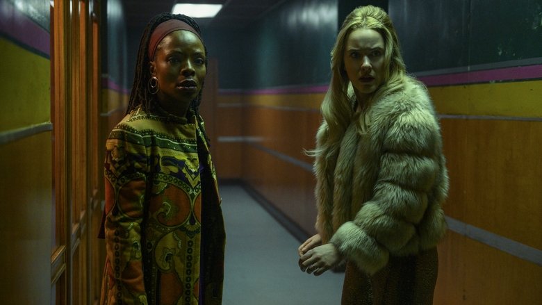 кадр из фильма Я — твоя женщина