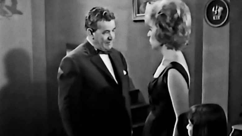 кадр из фильма Πονεμένη μητέρα