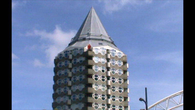 кадр из фильма Hoy me siento triste, pero pronto la veré.